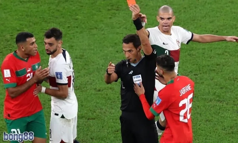 Kèo thẻ phạt nên dùng như kèo chính hay kèo bổ trợ?